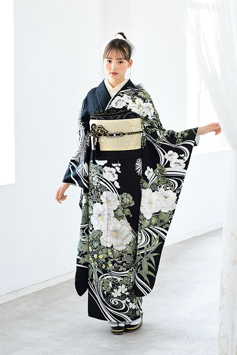 新作振袖