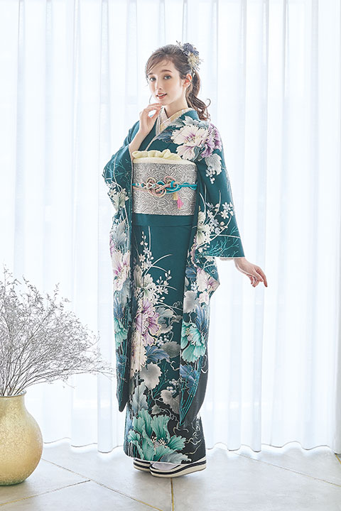 新作振袖