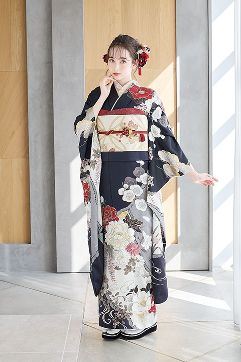 新作振袖