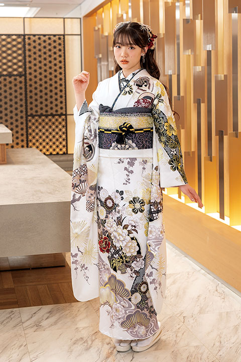 新作振袖　サクラ　sacra