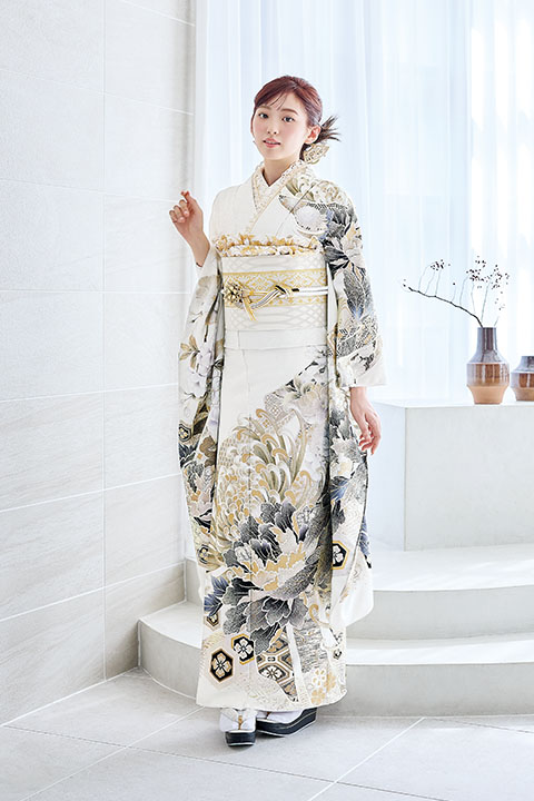 新作振袖
